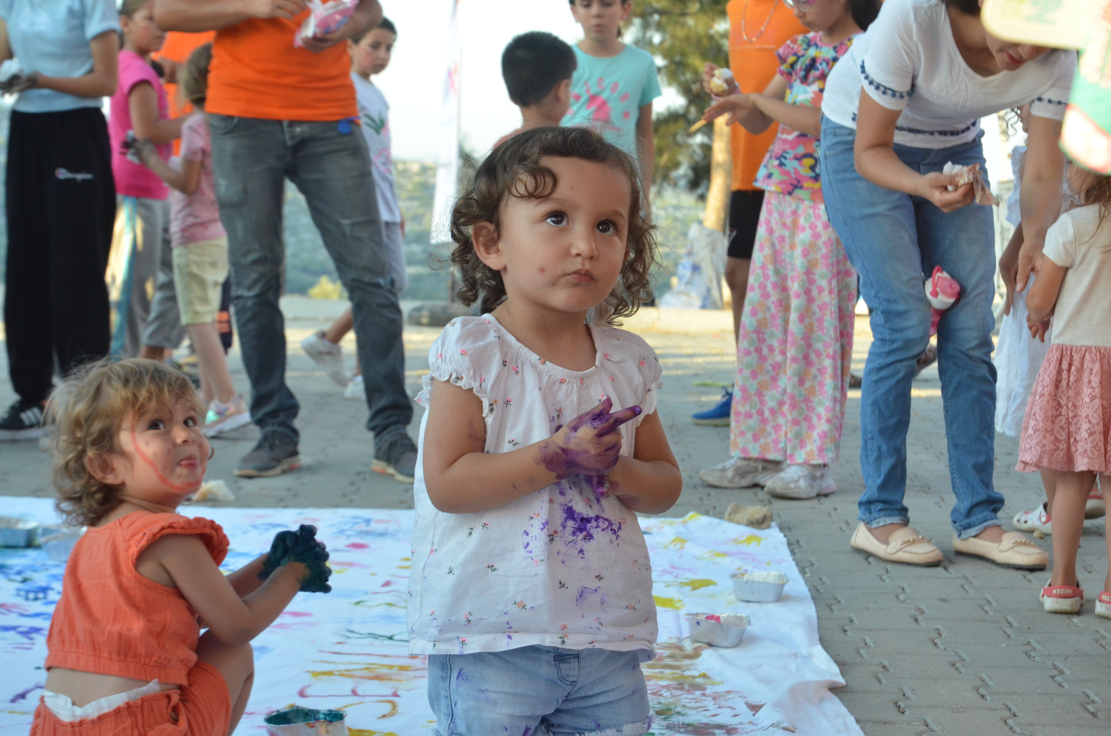 TARSUS KIZILÇUKUR MAHALLESİ, BÜYÜKŞEHİR’İN DÜZENLEDİĞİ PROGRAMLA ŞENLENDİ