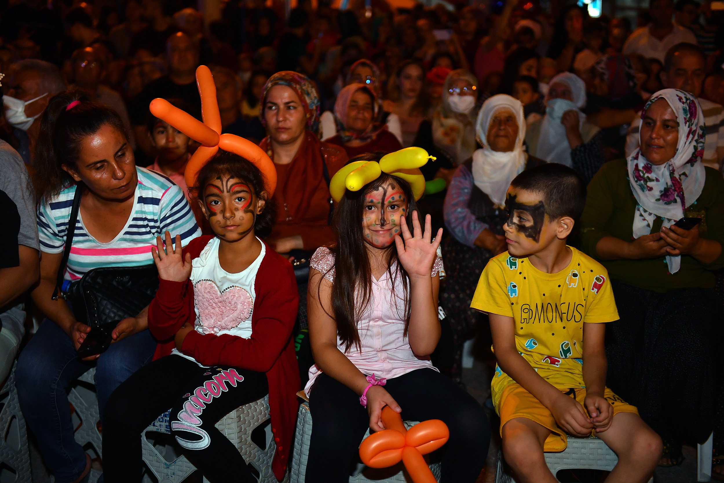 MERSİN BÜYÜKŞEHİR’İN TÜRK HALK MÜZİĞİ TOPLULUĞU AYVAGEDİĞİ’NDE KONSER VERDİ