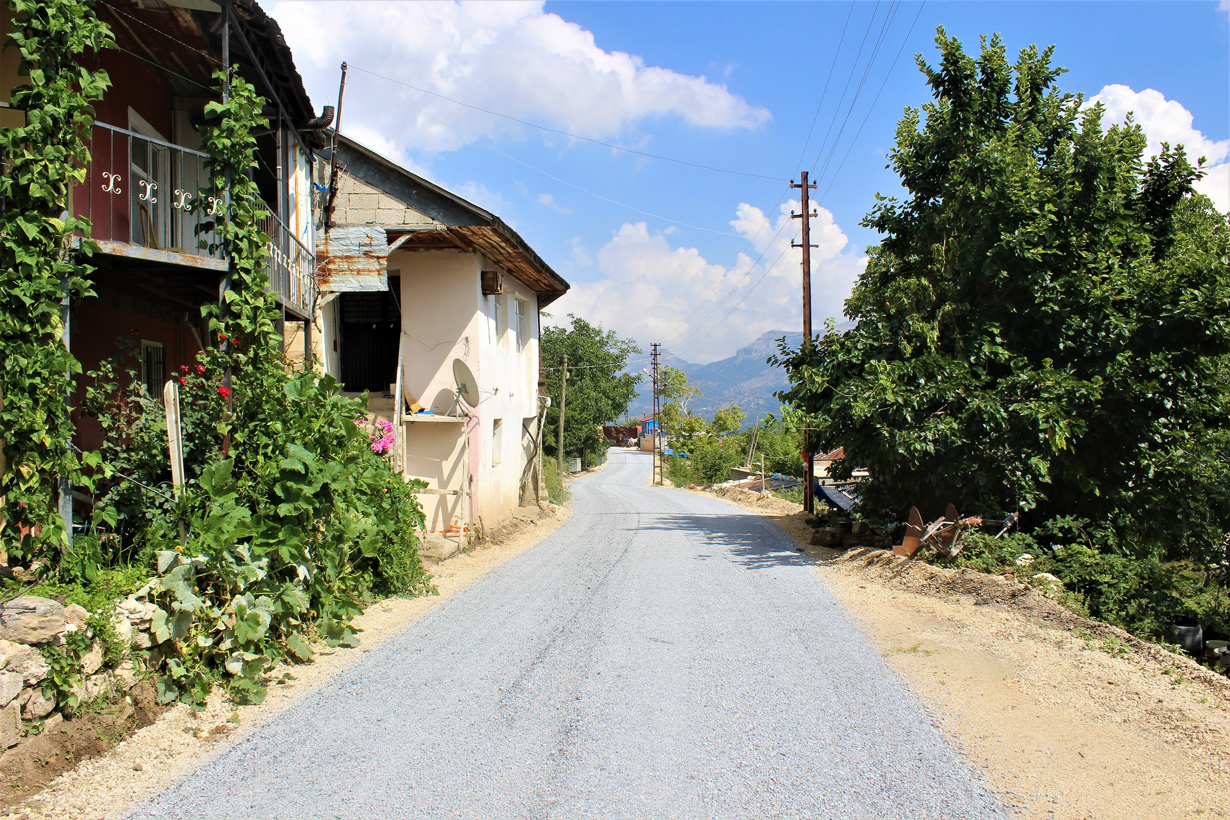 TOROSLAR’DA KAPSAMLI YOL ÇALIŞMASI   